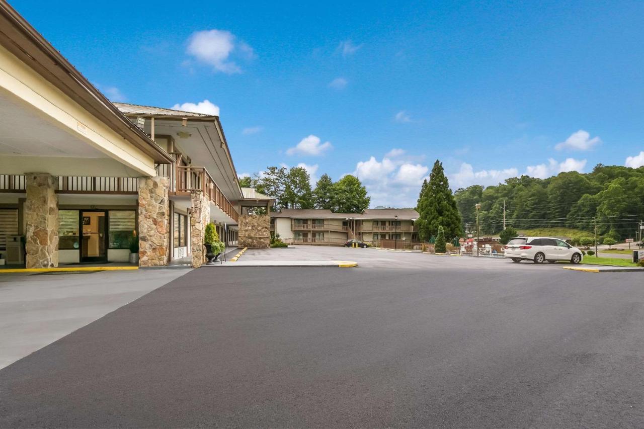Quality Inn & Suites Mt Chalet Clayton Εξωτερικό φωτογραφία